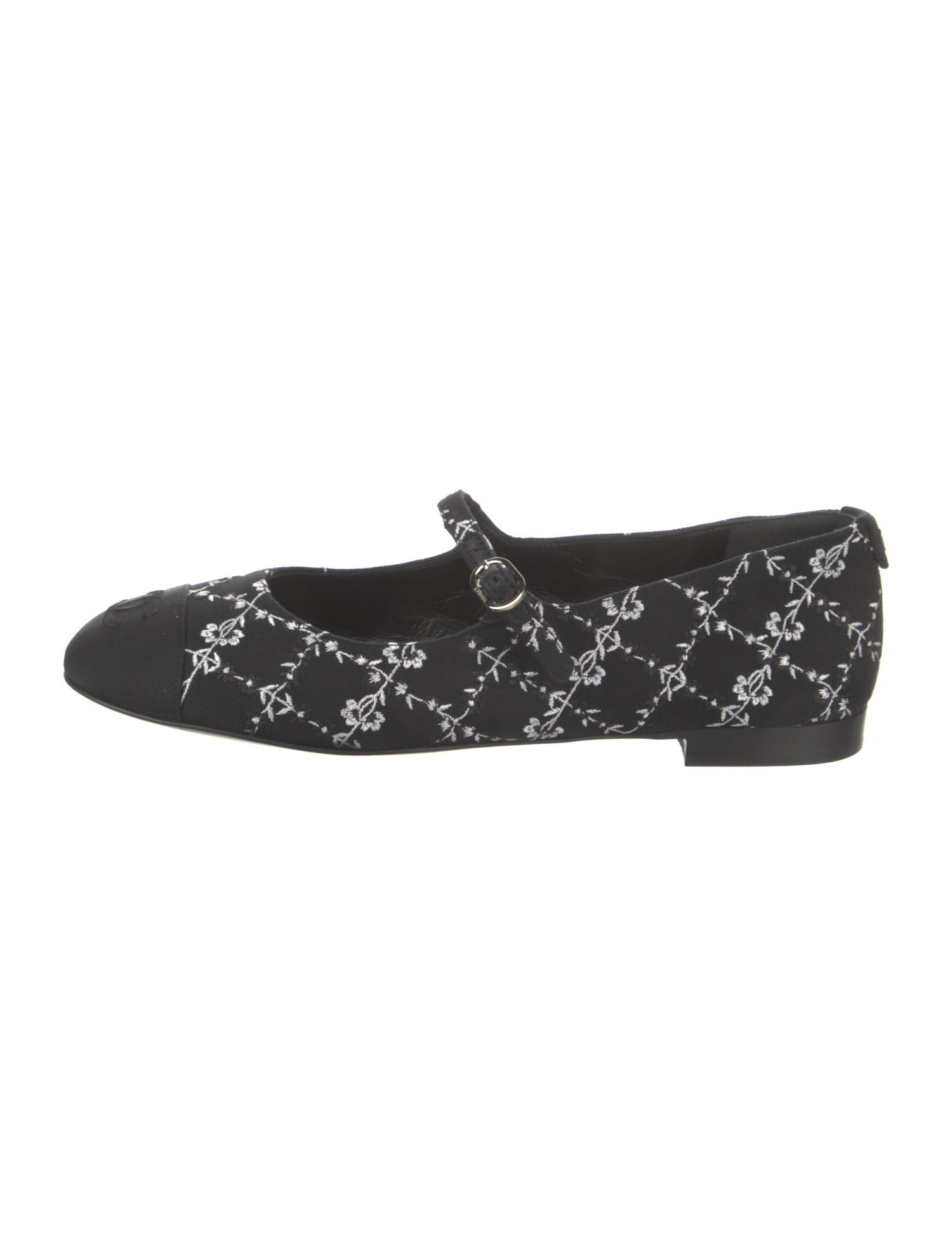 Chanel 2025 Interlocking CC Logo Mary Jane Flats