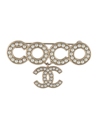 Chanel Faux Pearl 'Coco' CC Brooch