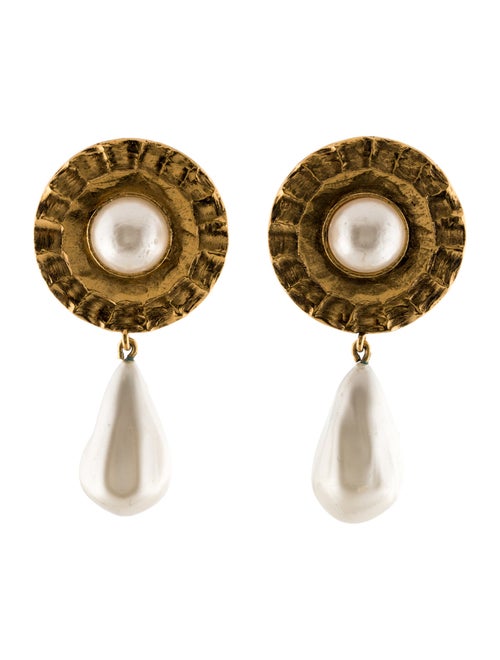 Chanel Vintage Faux Pearl Drop Clip-On Earrings