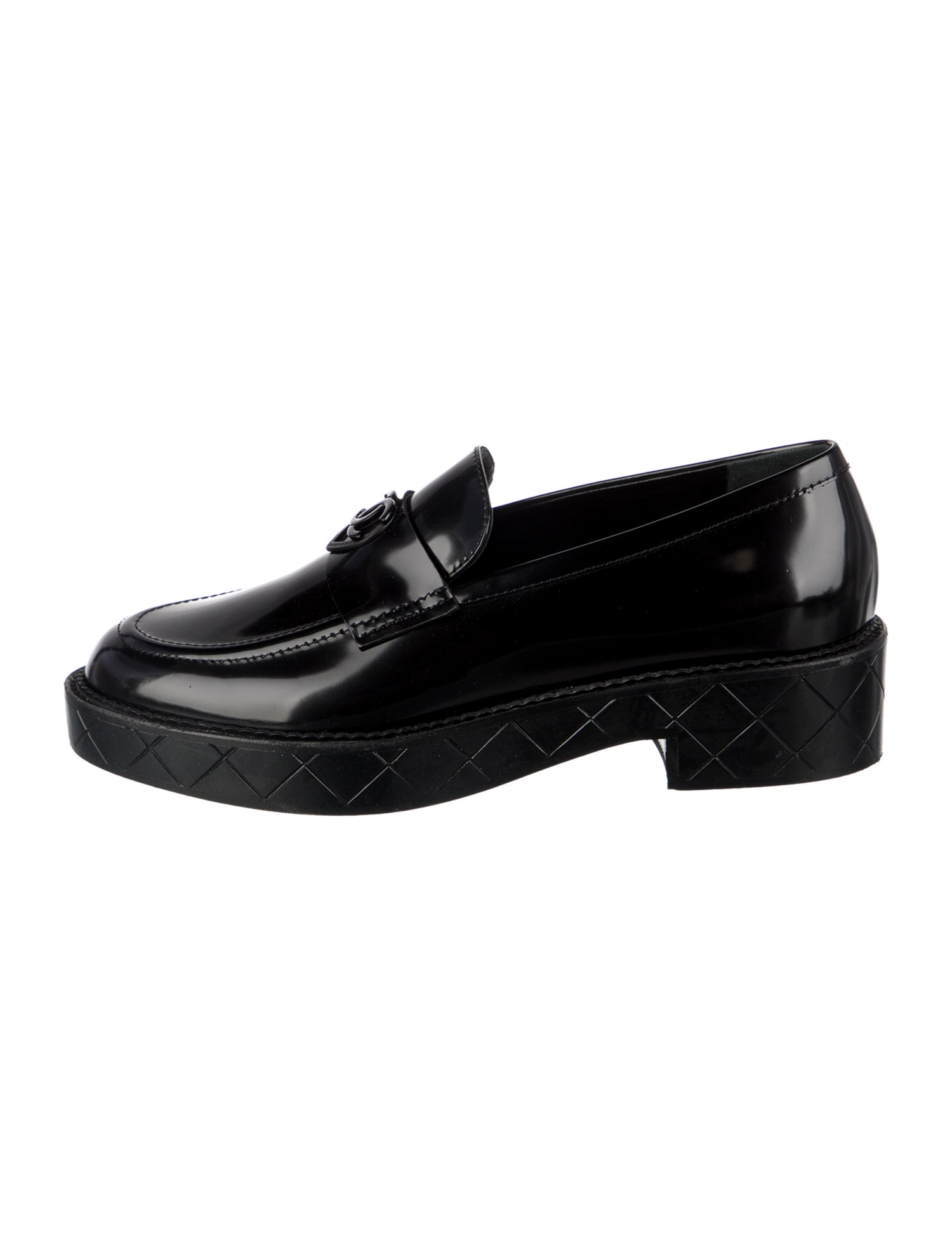 Chanel 2024 Interlocking CC Logo Loafers