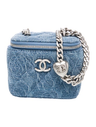 Chanel Sweet Heart Mini Vanity Case