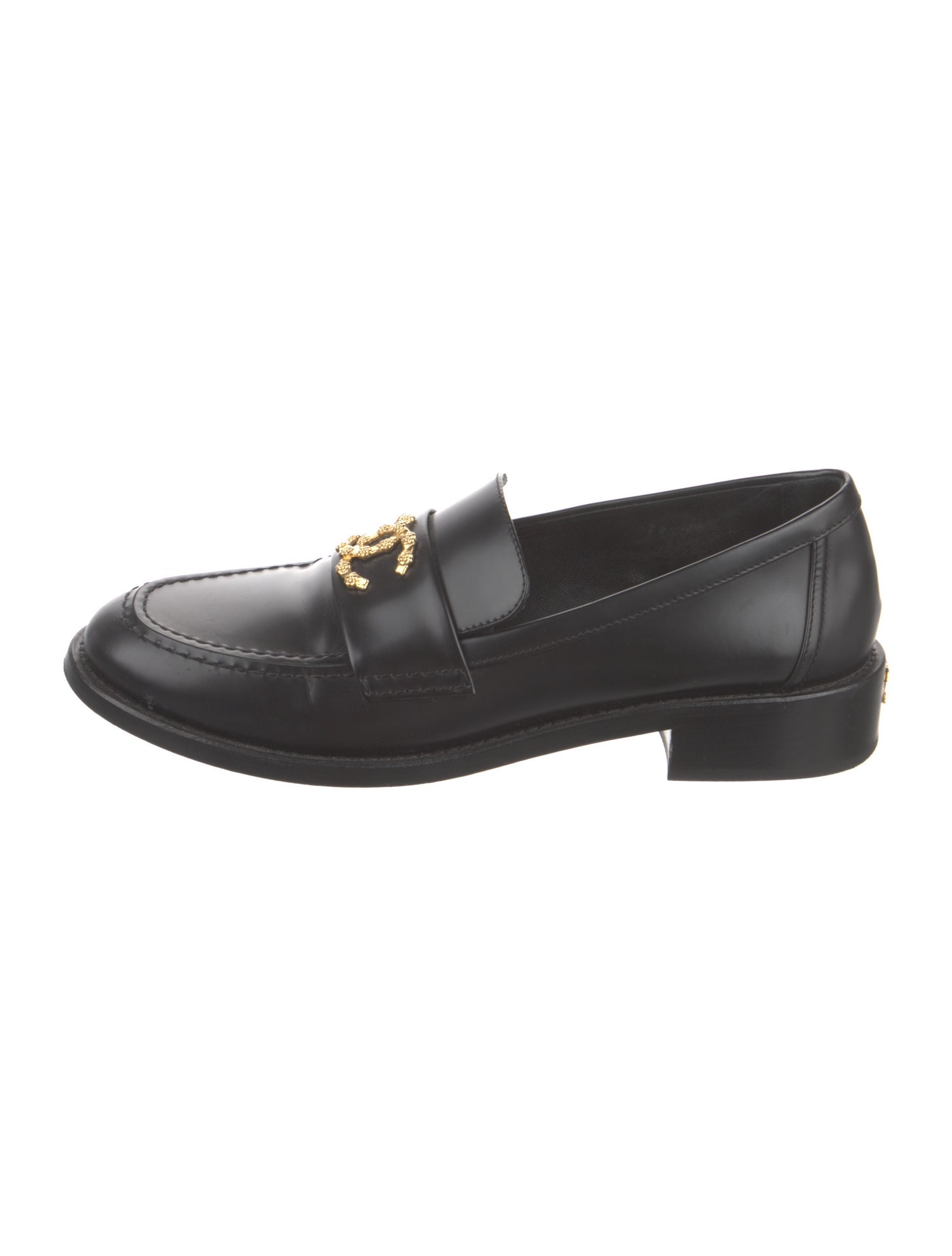 Chanel 2024 Interlocking CC Logo Loafers