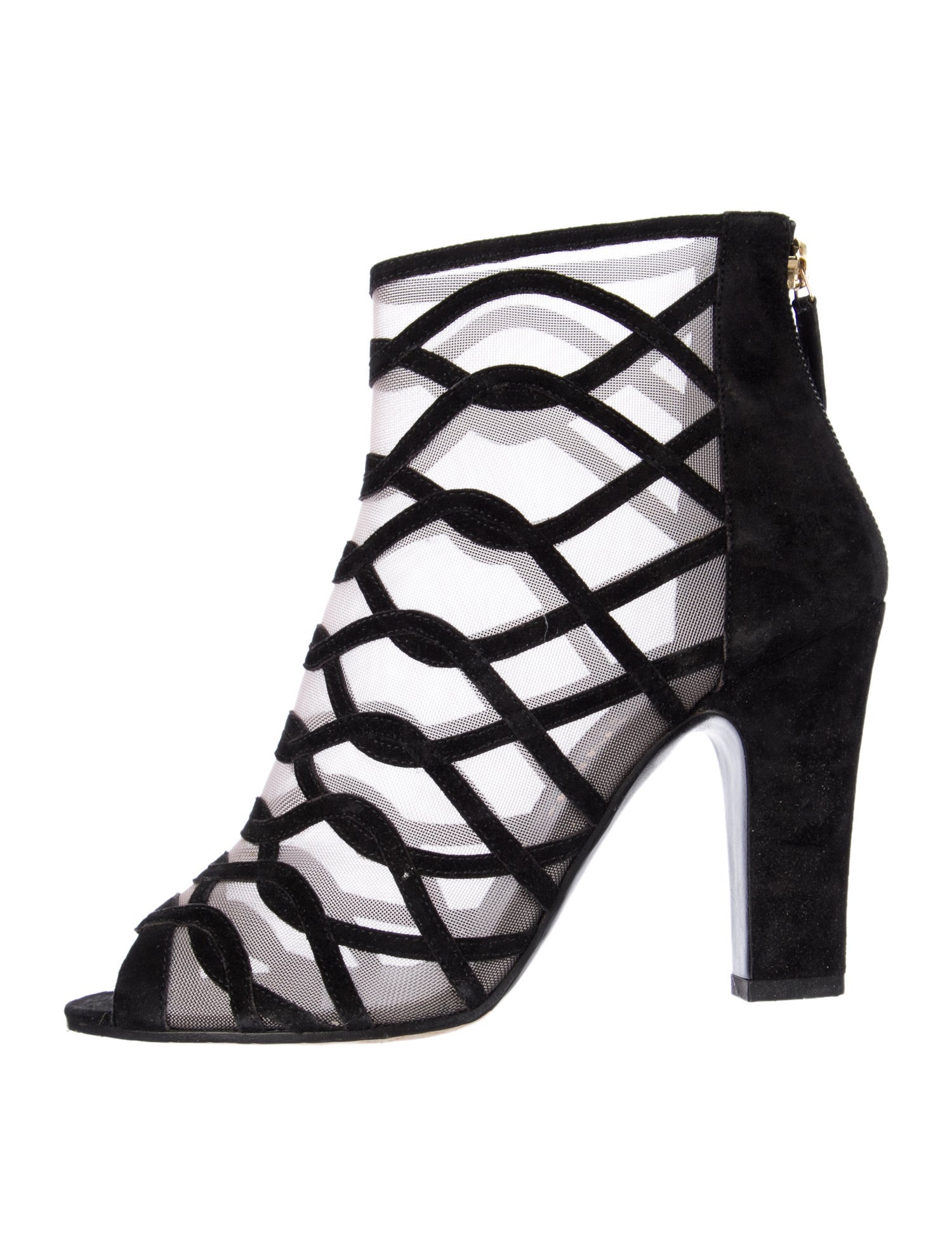 Chanel 2018 Interlocking CC Logo Pumps