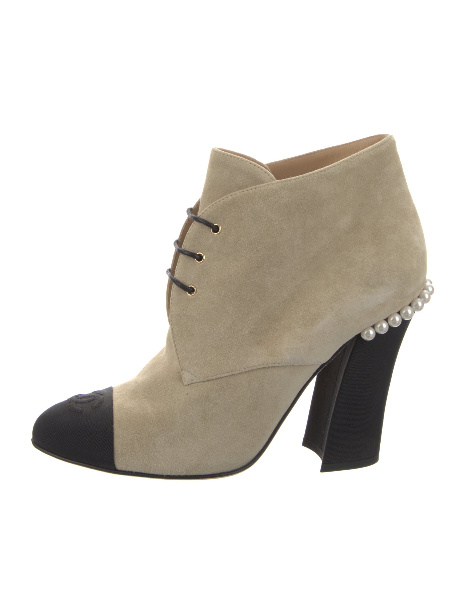 Chanel 2018 Interlocking CC Logo Lace-Up Boots