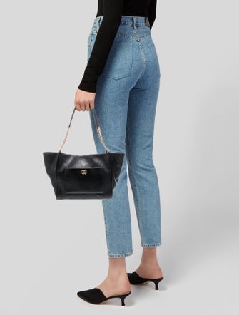 Chanel 2025 Large Shopping Tote w/Pouch