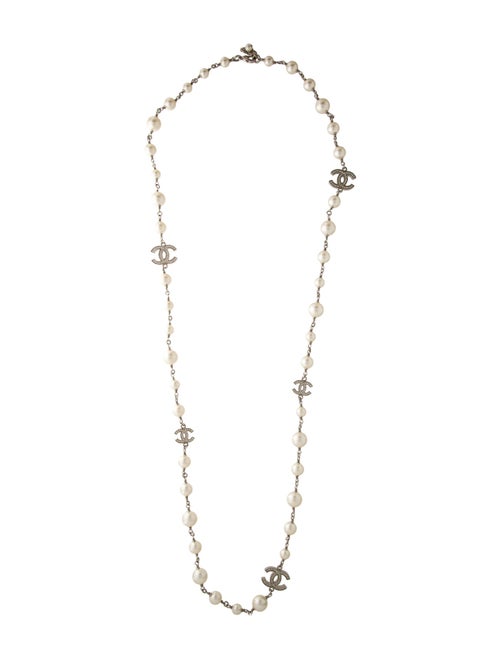 Chanel Faux Pearl & Strass CC Bead Strand Necklace