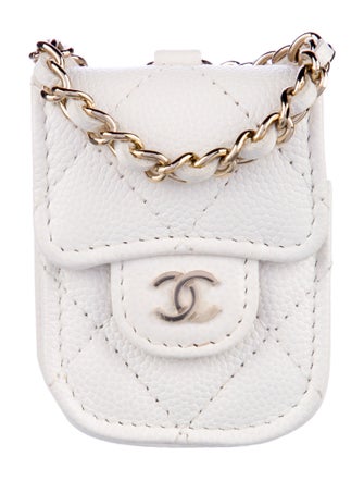 Chanel Caviar Quilted Airpod Case