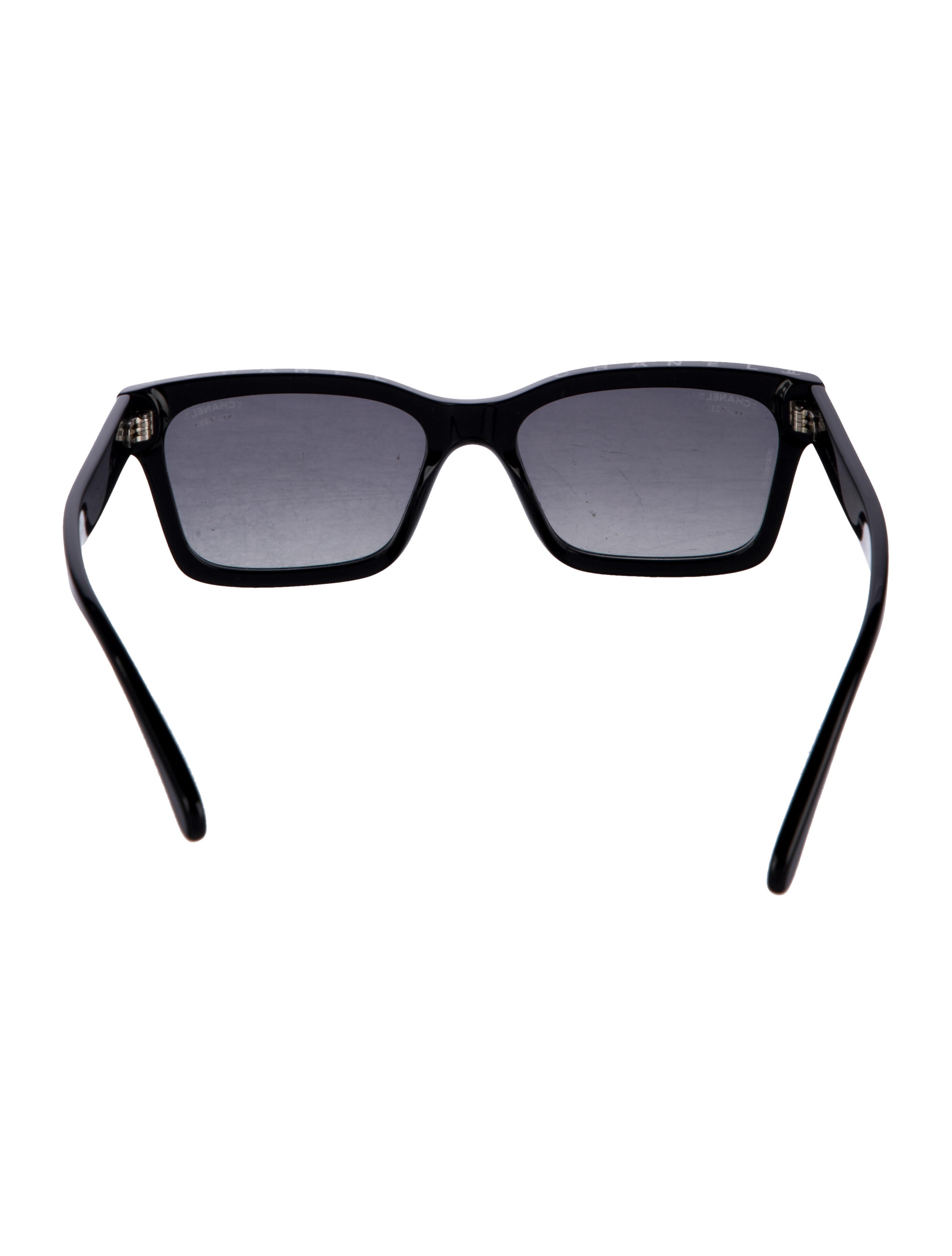Chanel Interlocking CC Logo Wayfarer Sunglasses