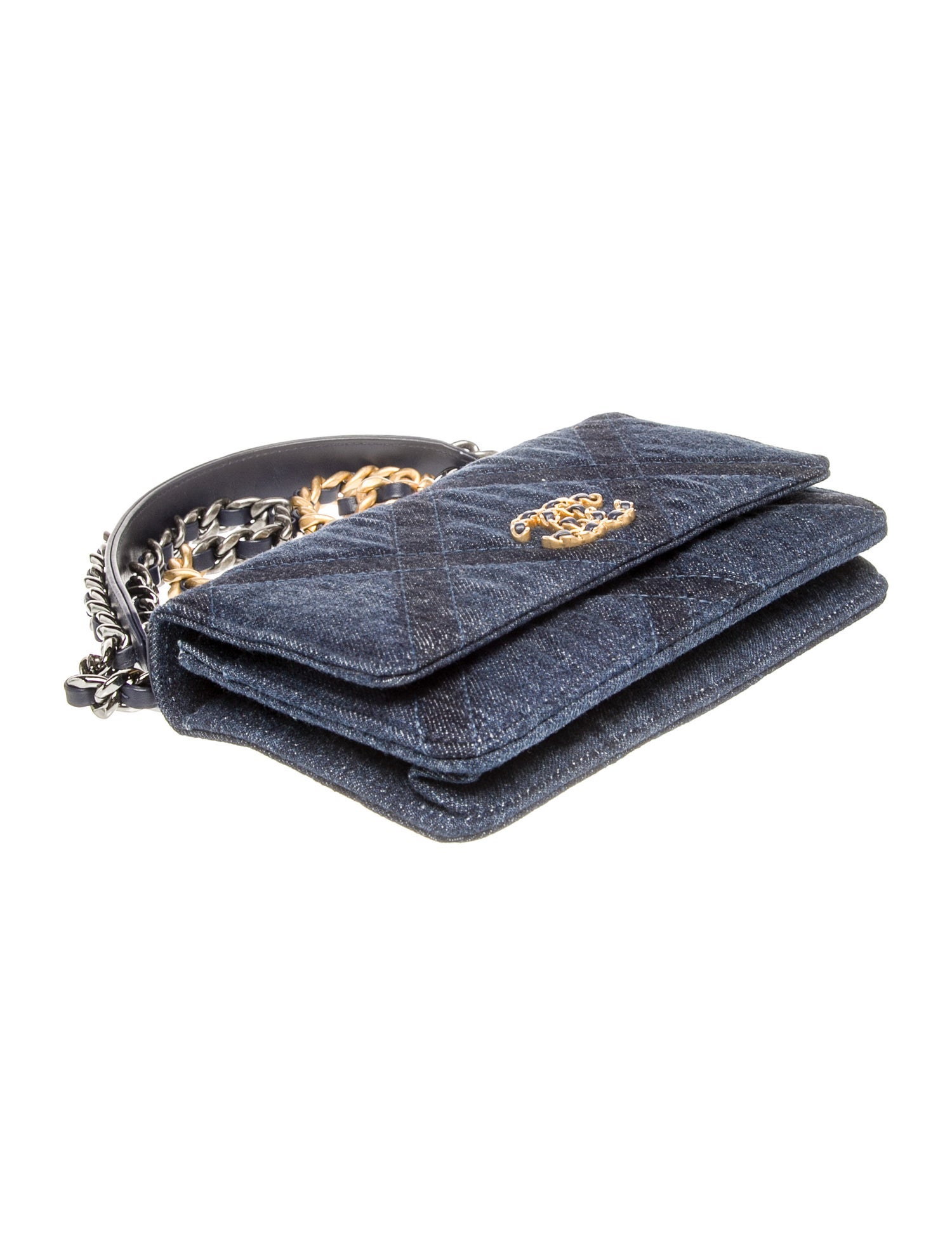 Chanel 2023 Denim 19 Wallet On Chain