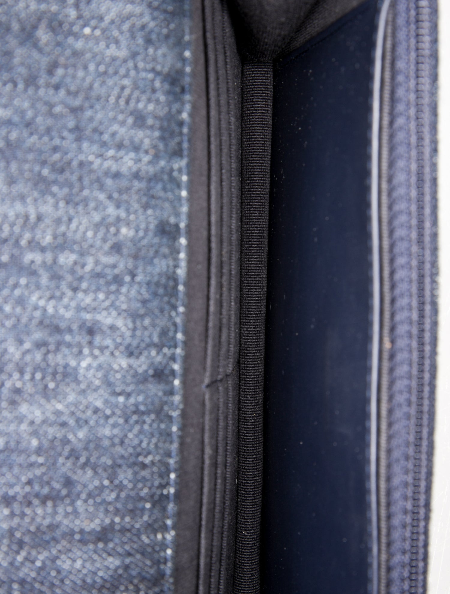 Chanel 2023 Denim 19 Wallet On Chain