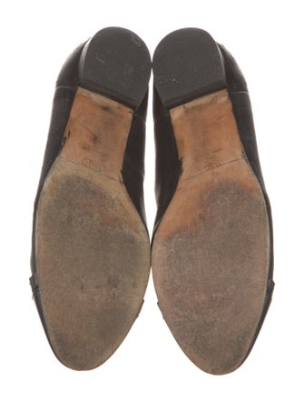 Chanel Interlocking CC Logo Leather Ballet Flats
