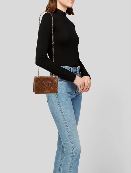 Chanel Diamond Quilt CC Flap Bag