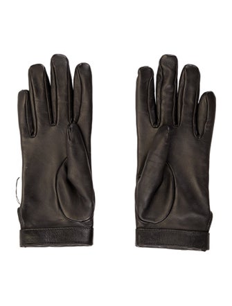 Chanel Quilted Leather Gloves