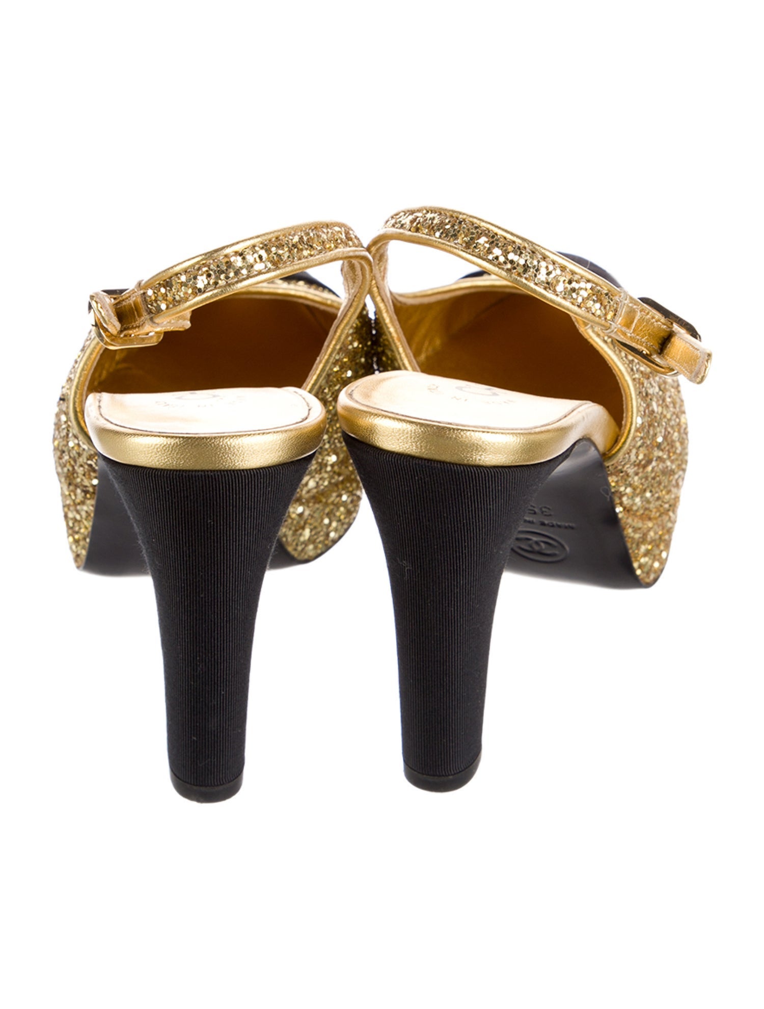 Chanel 2021 Interlocking CC Logo Slingback Pumps