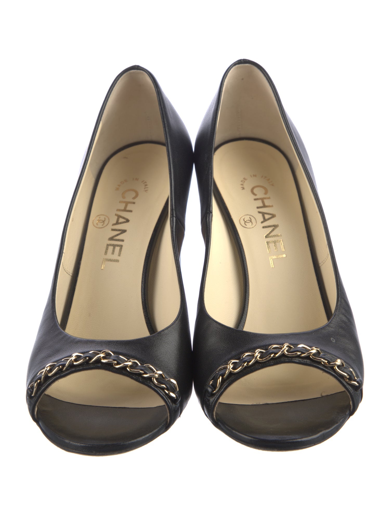 Chanel 2016 Interlocking CC Logo Pumps