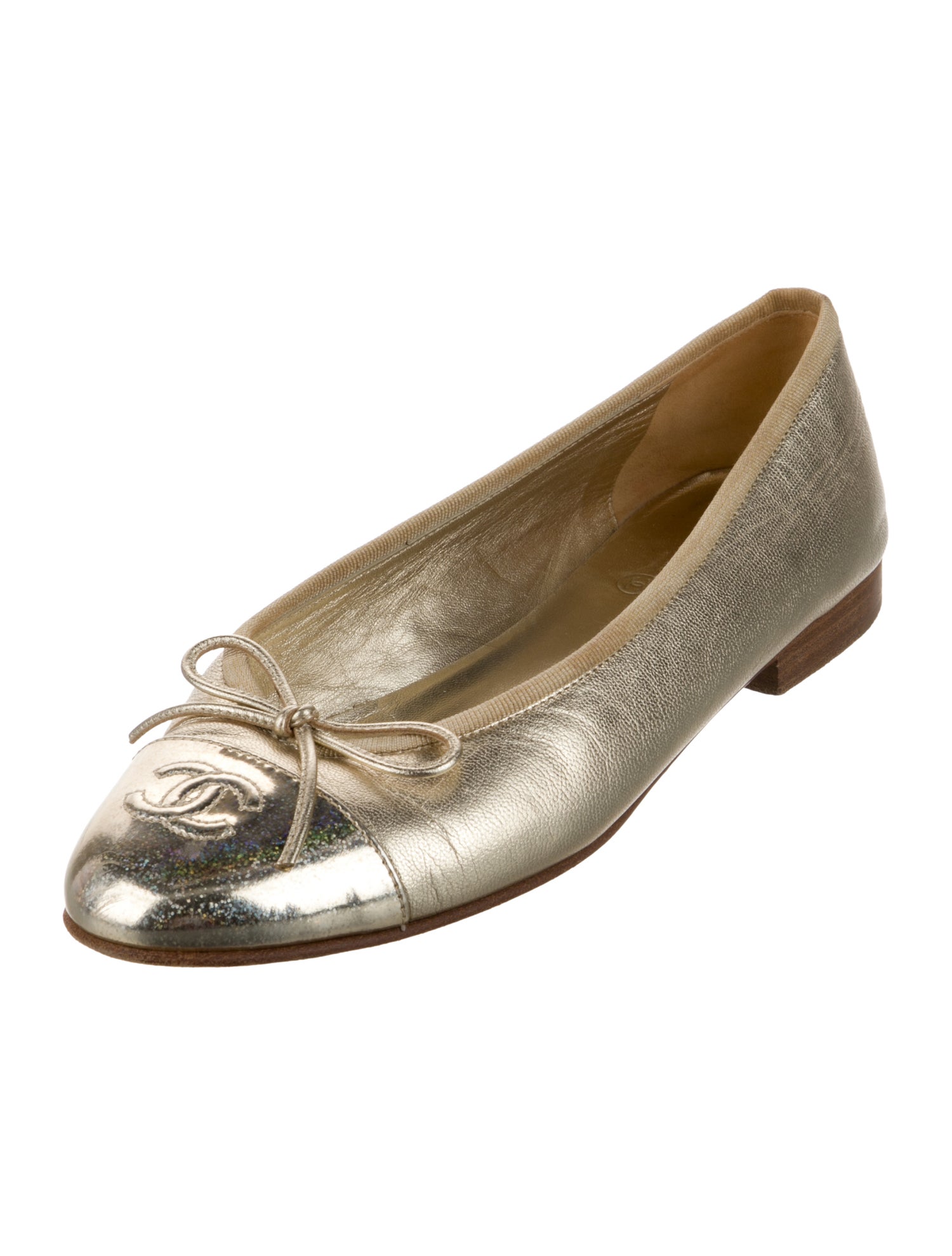 Chanel Interlocking CC Logo Leather Ballet Flats