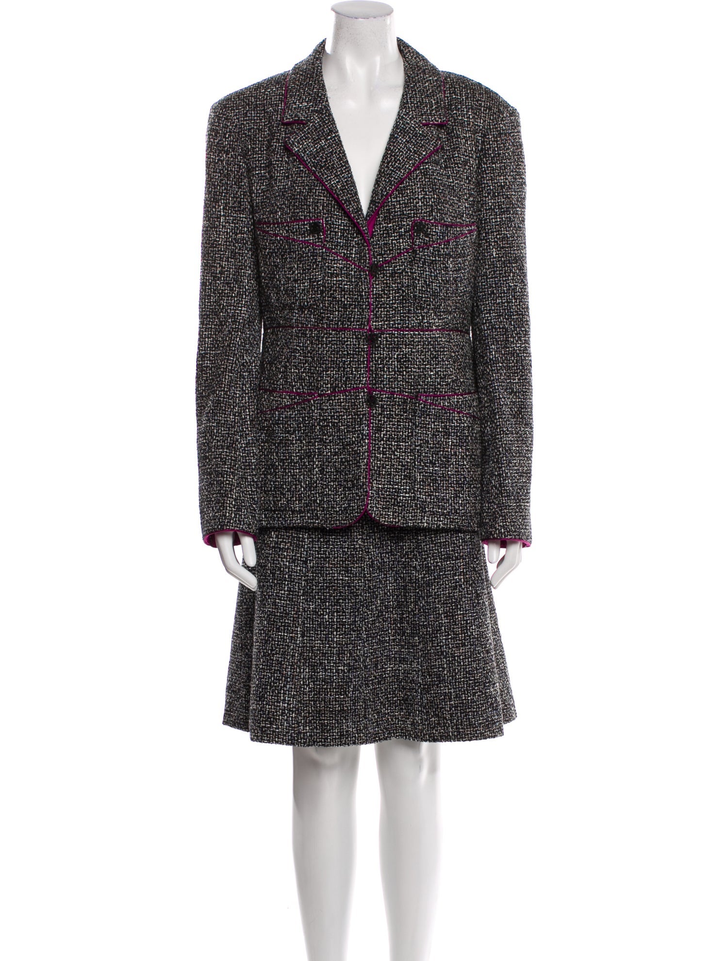 Chanel Vintage 2003 Skirt Suit