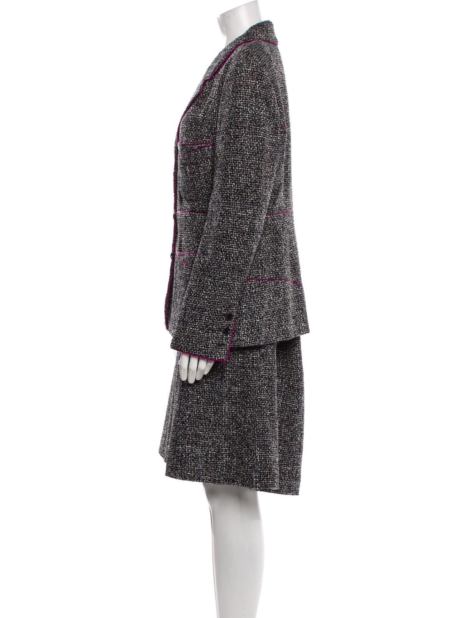 Chanel Vintage 2003 Skirt Suit