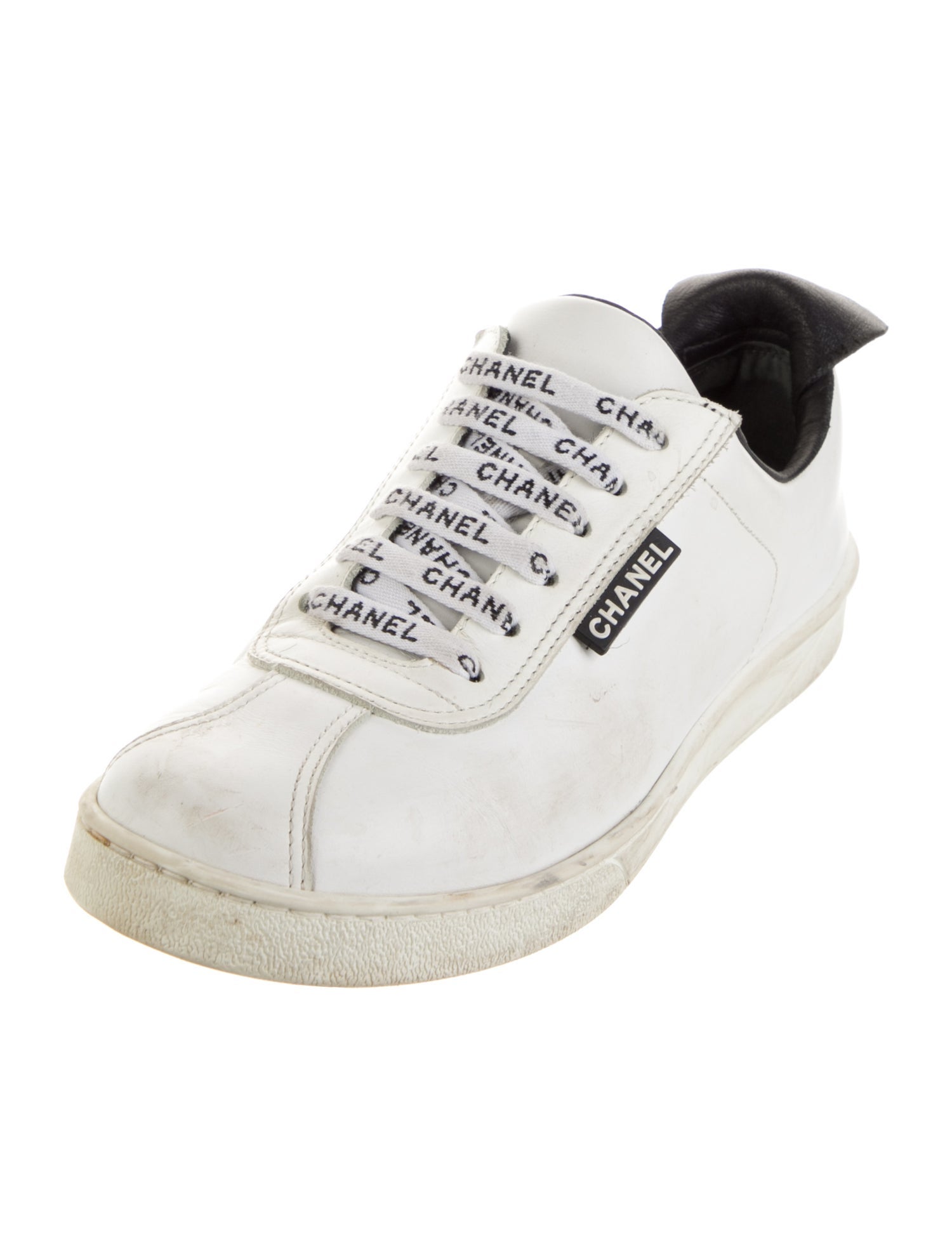 Chanel Interlocking CC Logo Leather Sneakers