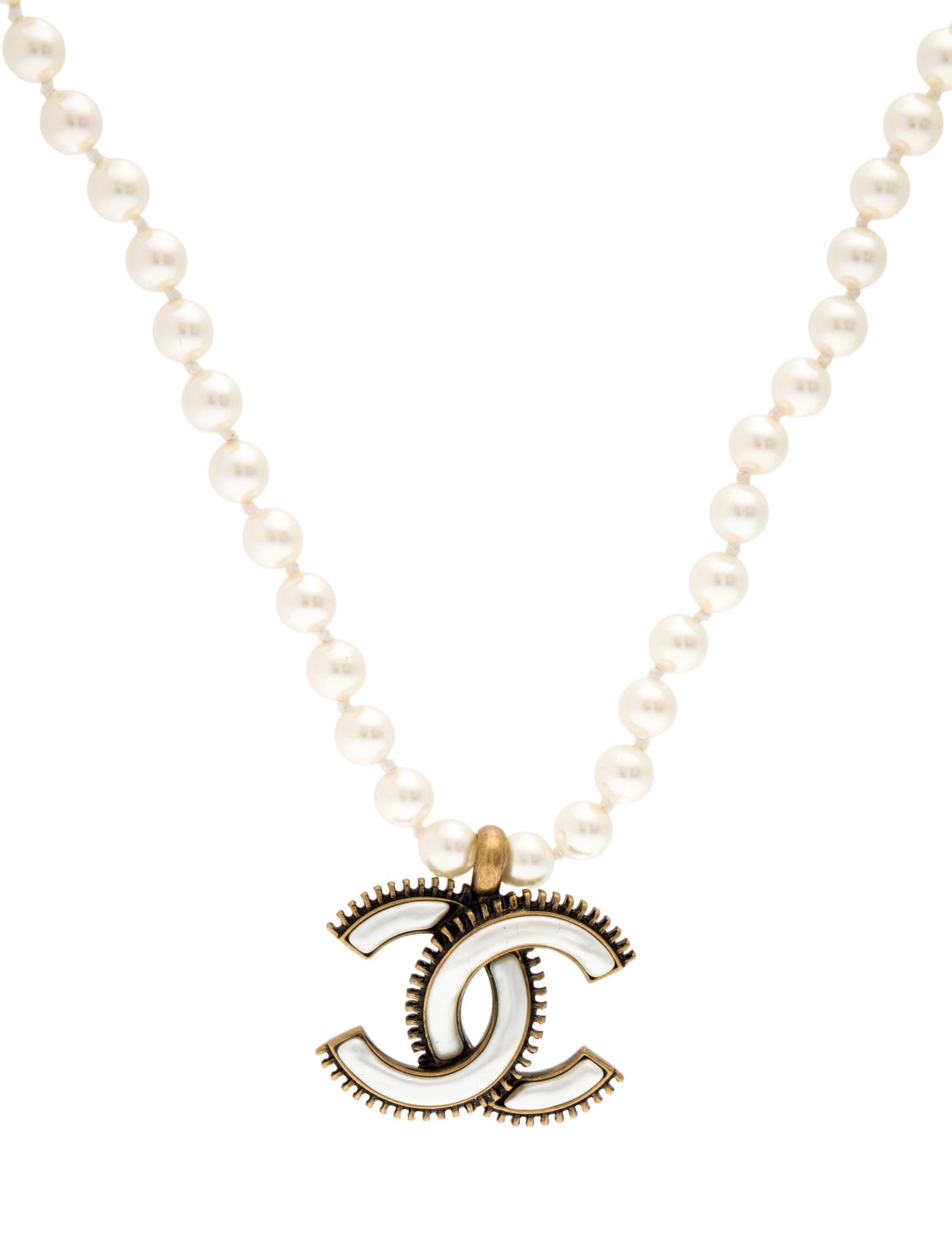 Chanel 2024 Faux Pearl CC Pendant Neckalce