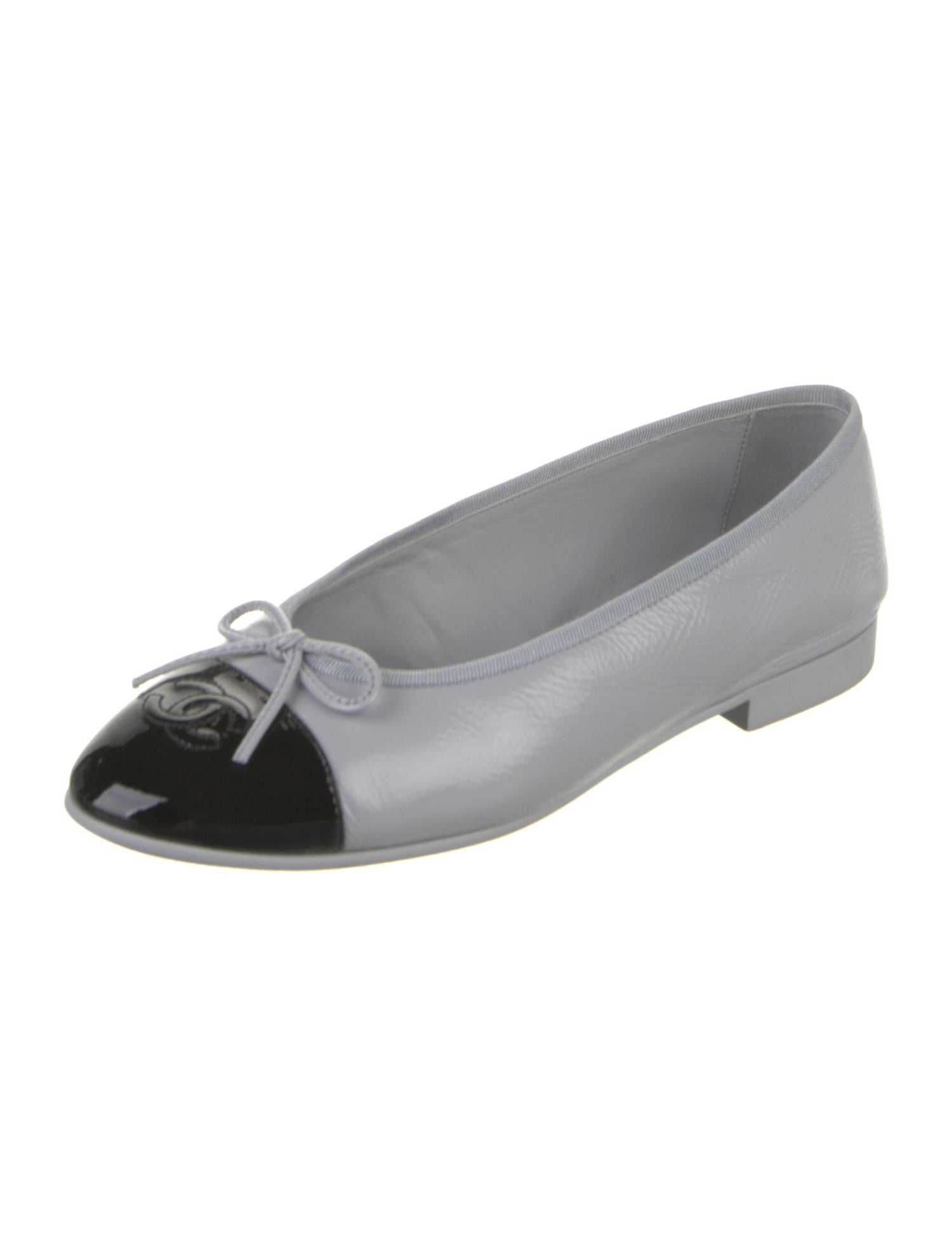 Chanel Interlocking CC Logo Leather Ballet Flats