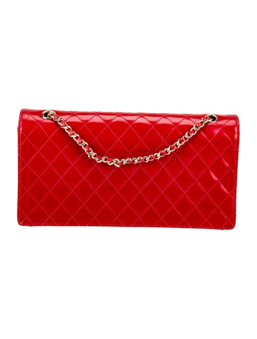 Chanel E/W Quilted Flap Bag