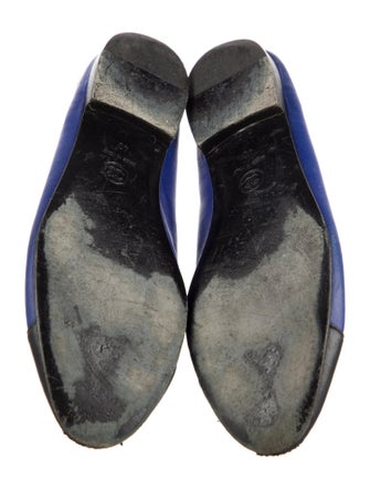 Chanel Interlocking CC Logo Leather Ballet Flats