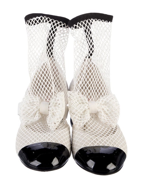 Chanel 2023 Interlocking CC Logo D'Orsay Pumps