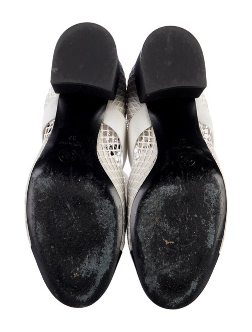 Chanel 2023 Interlocking CC Logo D'Orsay Pumps