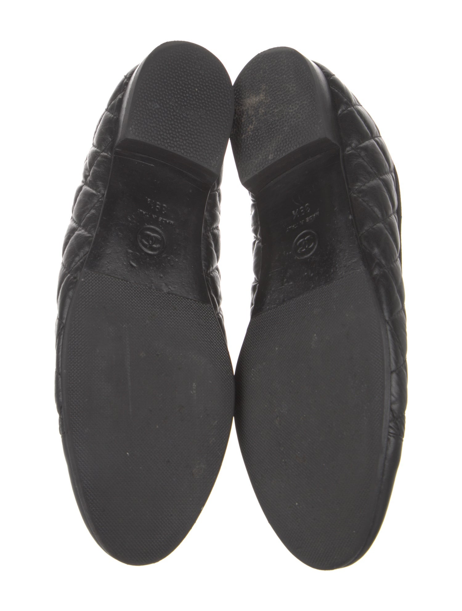 Chanel Interlocking CC Logo Leather Ballet Flats