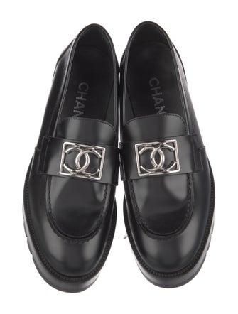 Chanel 2023 Interlocking CC Logo Loafers