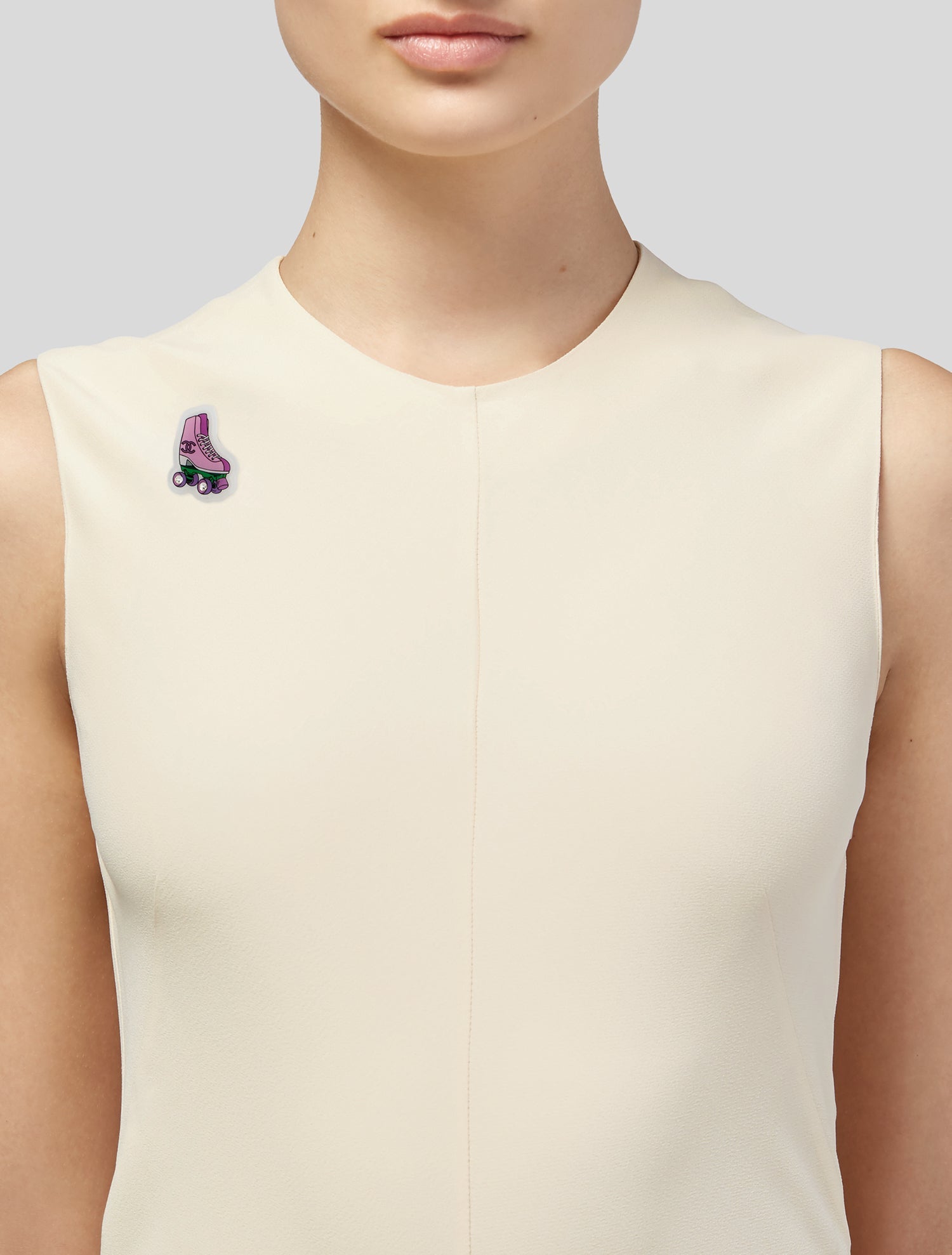 Chanel 2024 Resin & Strass CC Roller Skate Brooch