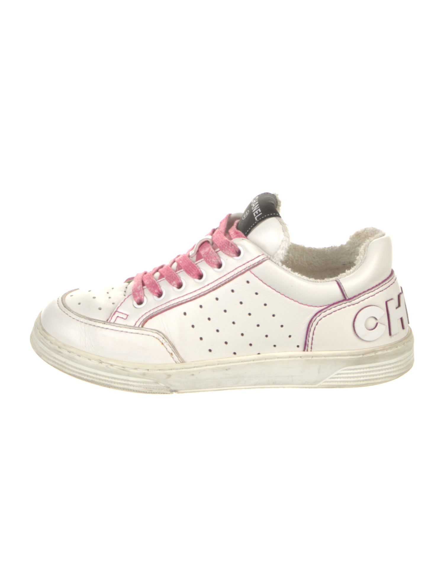 Chanel Interlocking CC Logo Leather Sneakers