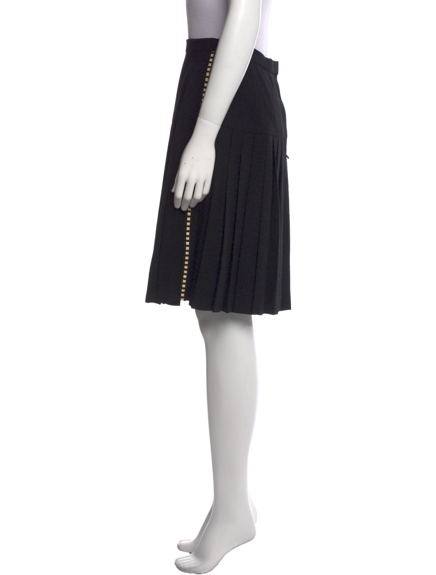 Chanel Vintage Knee-Length Skirt