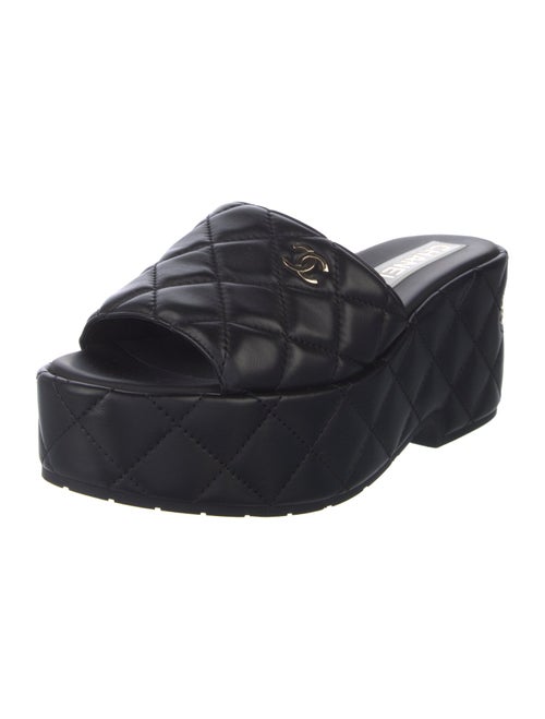 Chanel Interlocking CC Logo Leather Slides