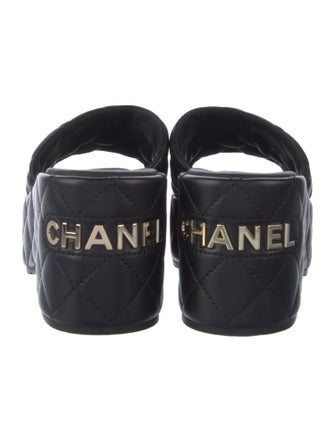 Chanel Interlocking CC Logo Leather Slides