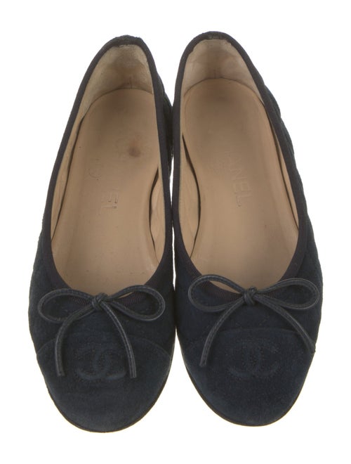 Chanel Interlocking CC Logo Suede Ballet Flats