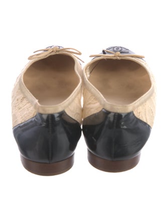 Chanel 2014 Interlocking CC Logo Ballet Flats