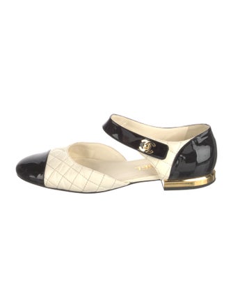 Chanel Interlocking CC Logo Leather Flats