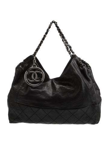Chanel Totes Coco Cabas Tote
