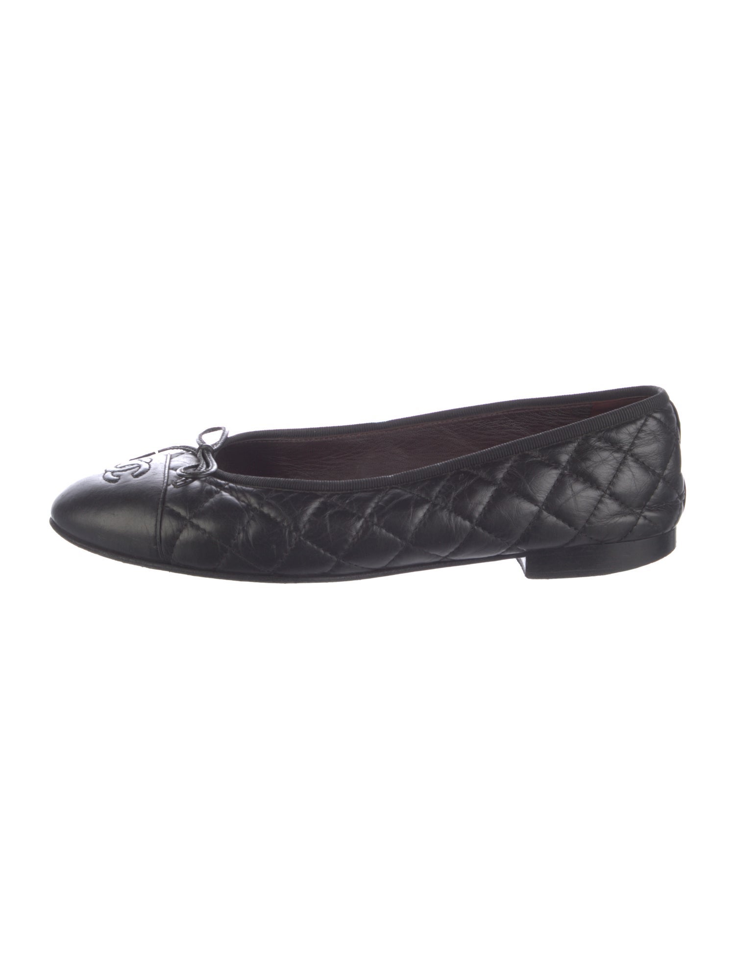 Chanel Interlocking CC Logo Leather Ballet Flats