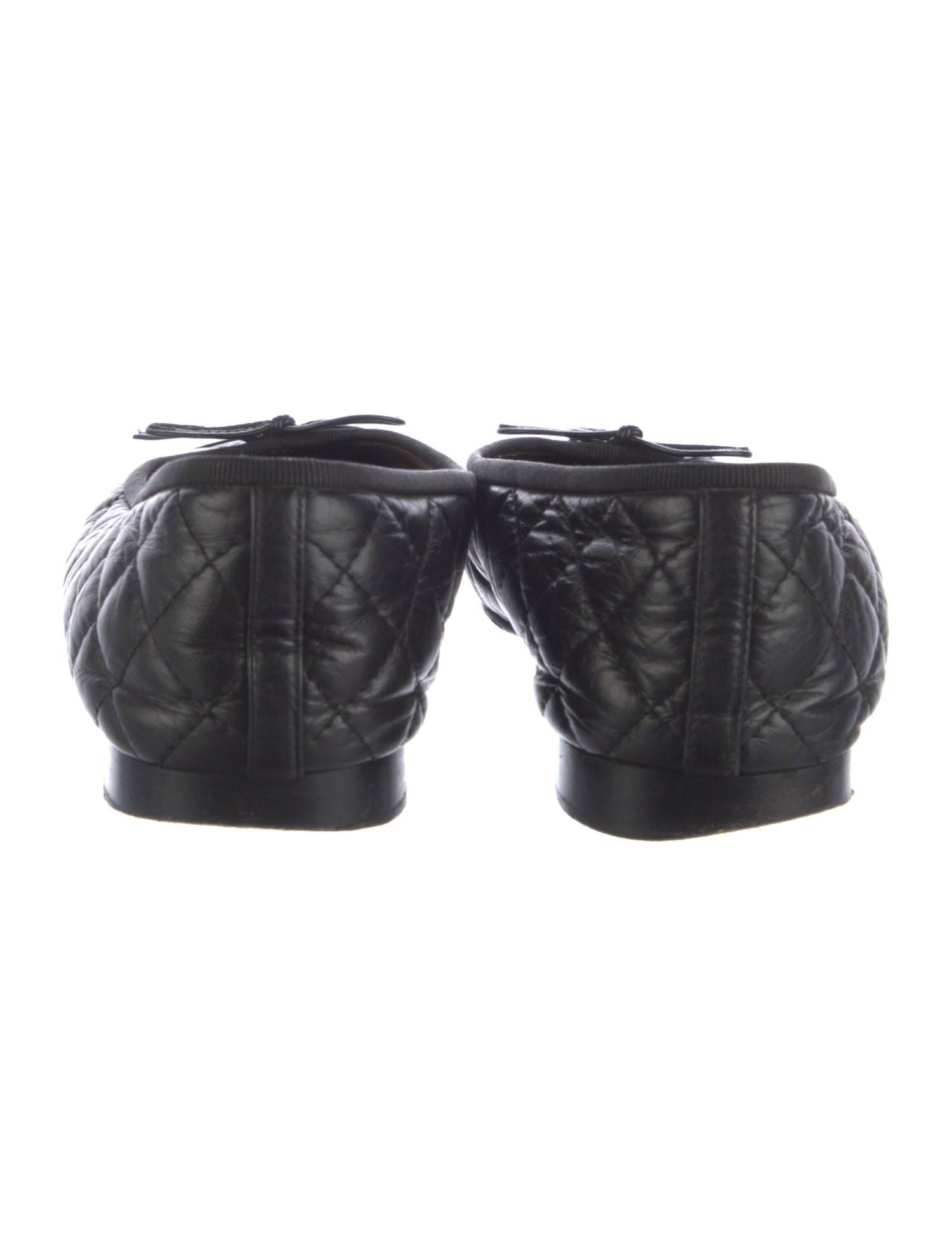 Chanel Interlocking CC Logo Leather Ballet Flats