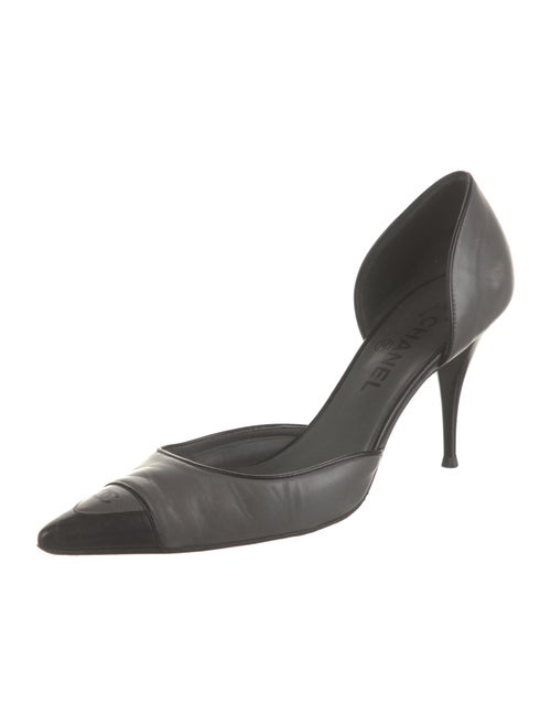 Chanel Interlocking CC Logo Leather D'Orsay Pumps