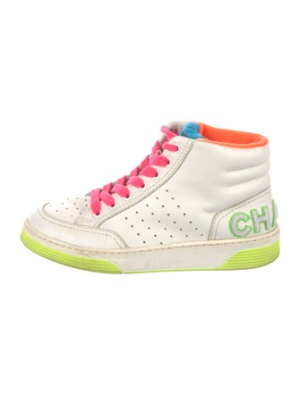 Chanel Interlocking CC Logo Leather Sneakers