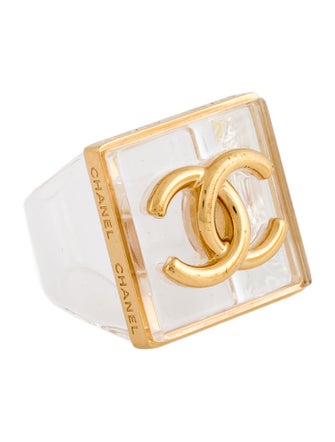 Chanel 2023 Resin CC Cocktail Ring