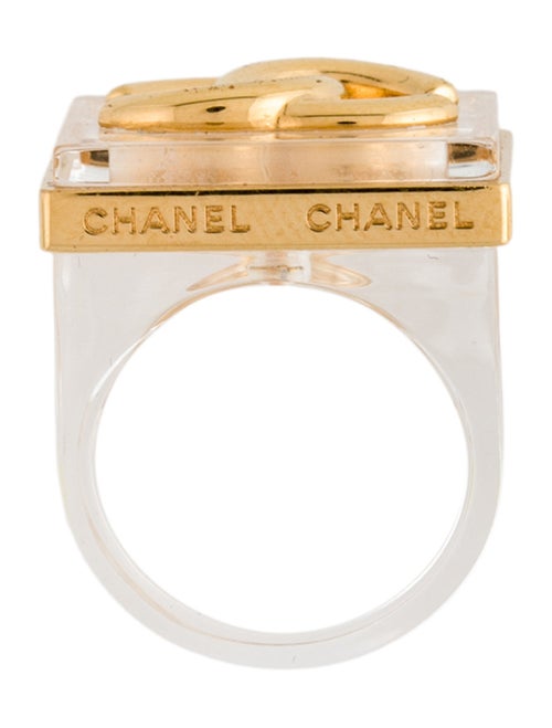 Chanel 2023 Resin CC Cocktail Ring