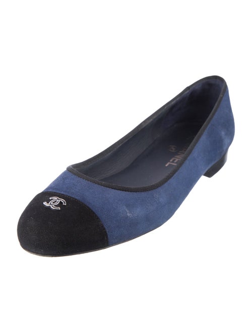 Chanel Interlocking CC Logo Suede Ballet Flats