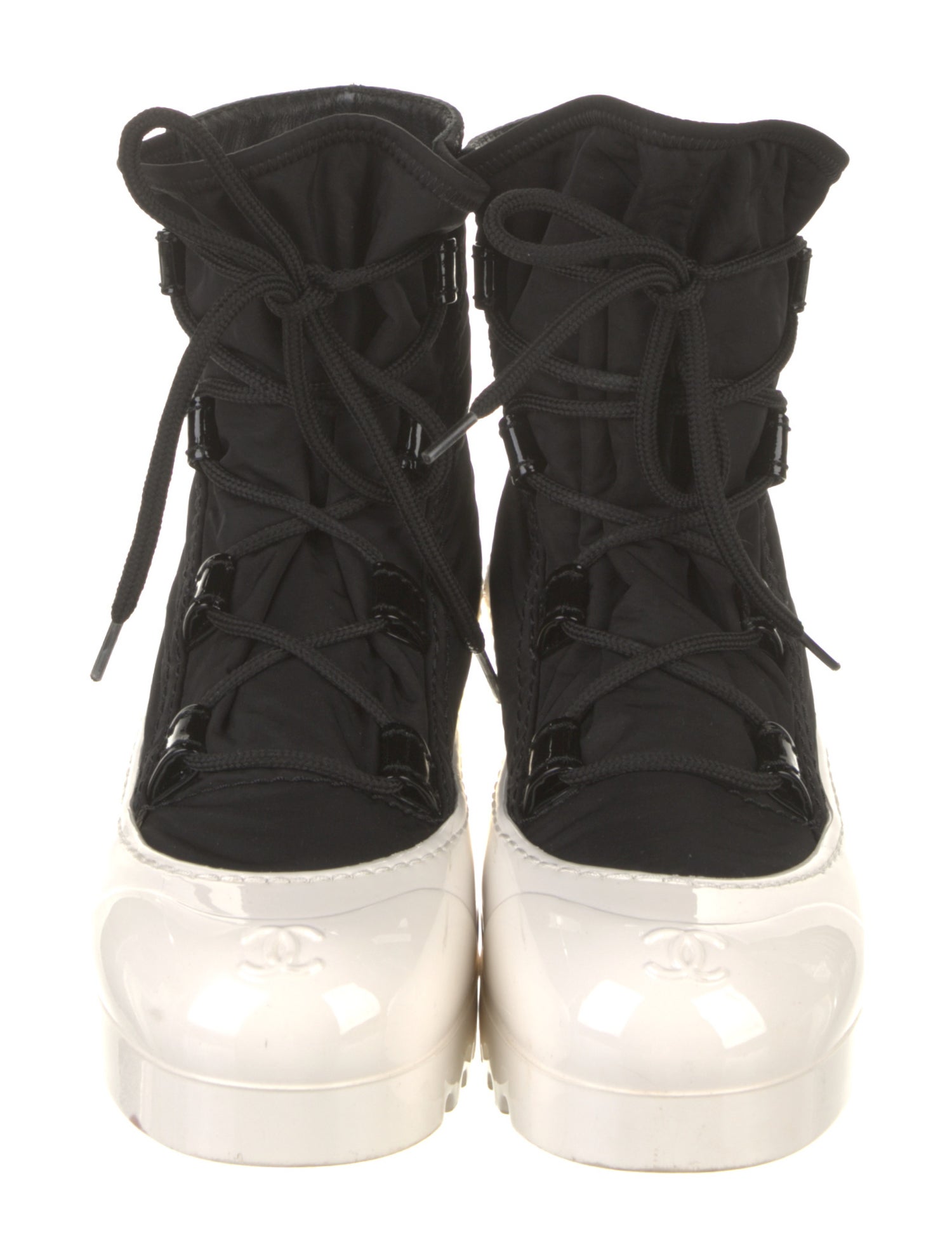 Chanel 2019 Interlocking CC Logo Lace-Up Boots