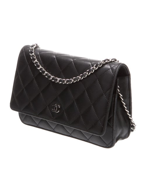 Chanel Quilted Classic Wallet On Chain