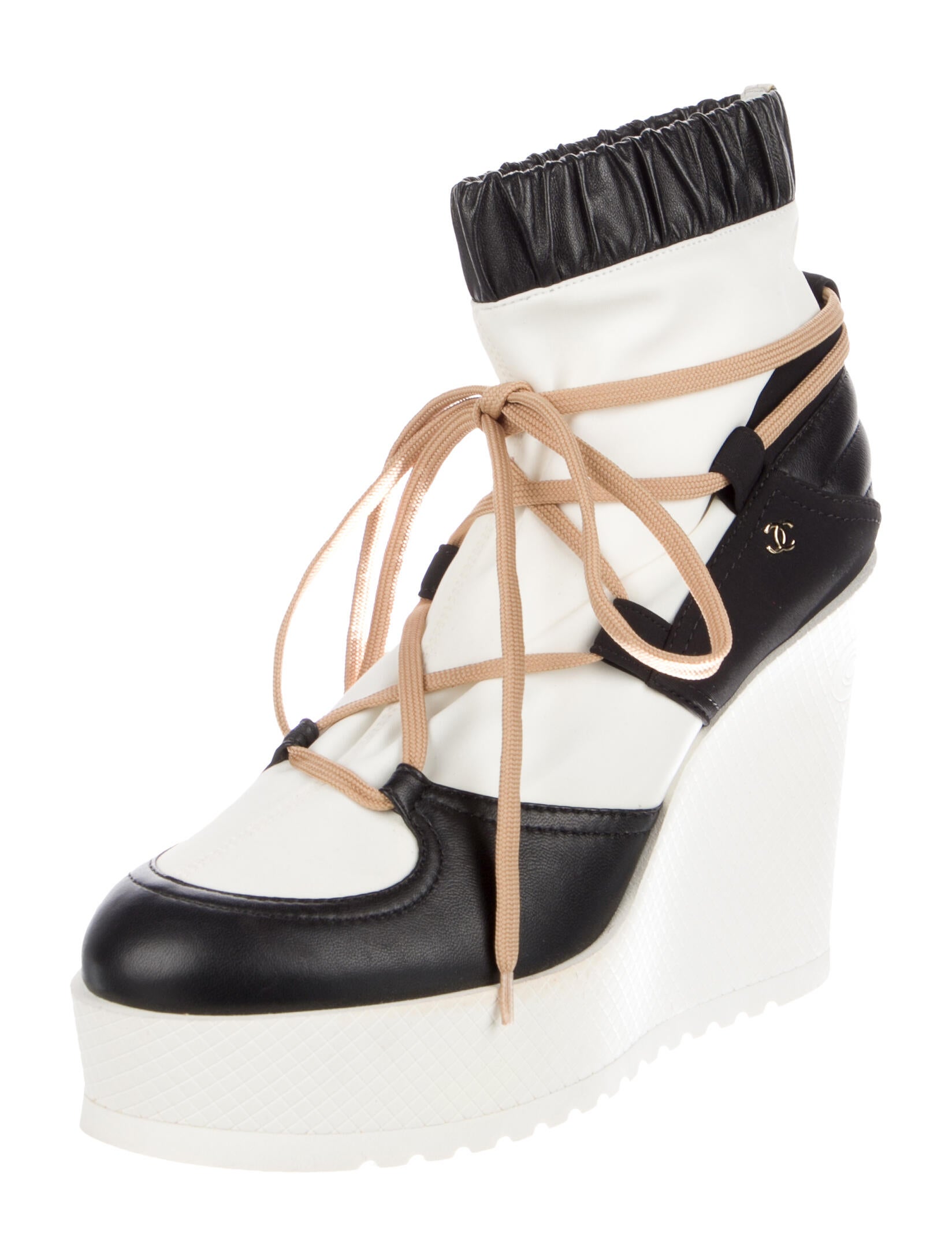 Chanel 2019 Interlocking CC Logo Lace-Up Boots